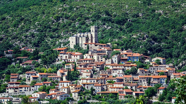 pueblo pirineos orientales